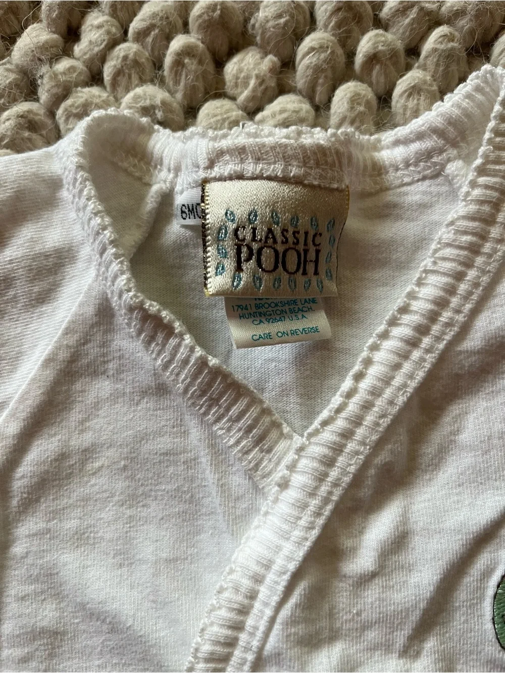 VINTAGE Disney Pooh White Baby Kimono Set with Balloon Patch